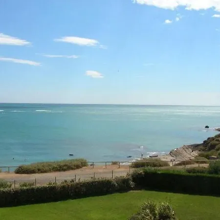 4 Pers Vue Mer Piscine Parking Ref Ig496c شقة