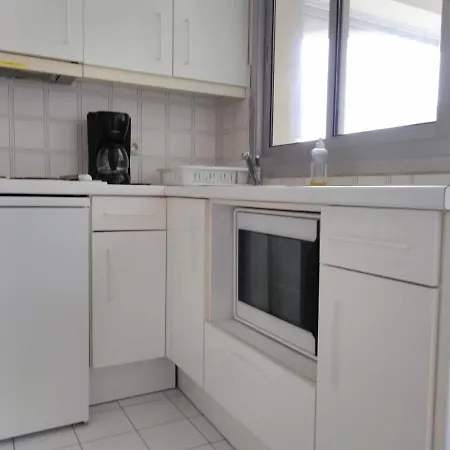4 Pers Vue Mer Piscine Parking Ref Ig496c