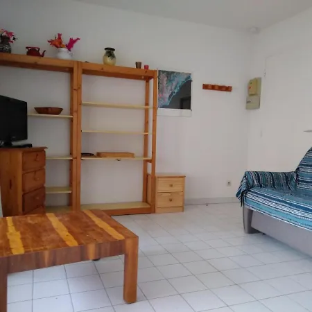 4 Pers Vue Mer Piscine Parking Ref Ig496c * آجد