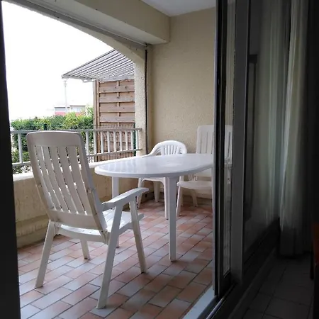 شقة 4 Pers Vue Mer Piscine Parking Ref Ig496c *
