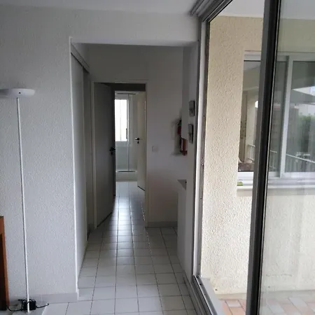 شقة 4 Pers Vue Mer Piscine Parking Ref Ig496c